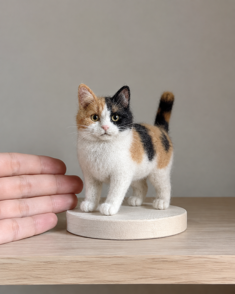 Small cat full-body needle-felt portrait, reference view 3